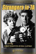 Watch The Strangers in 7A Zoechip