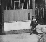 Watch Man Walking Around the Corner Zoechip