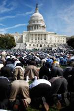 Watch Muslims And The West: To The Ends Of The Earth Zoechip