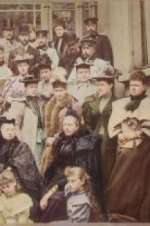 Watch The Royal Family at War Zoechip