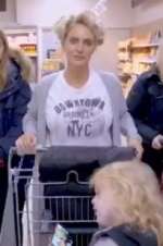 Watch Who Needs a Man When You\'ve Got a Spray Tan? Zoechip